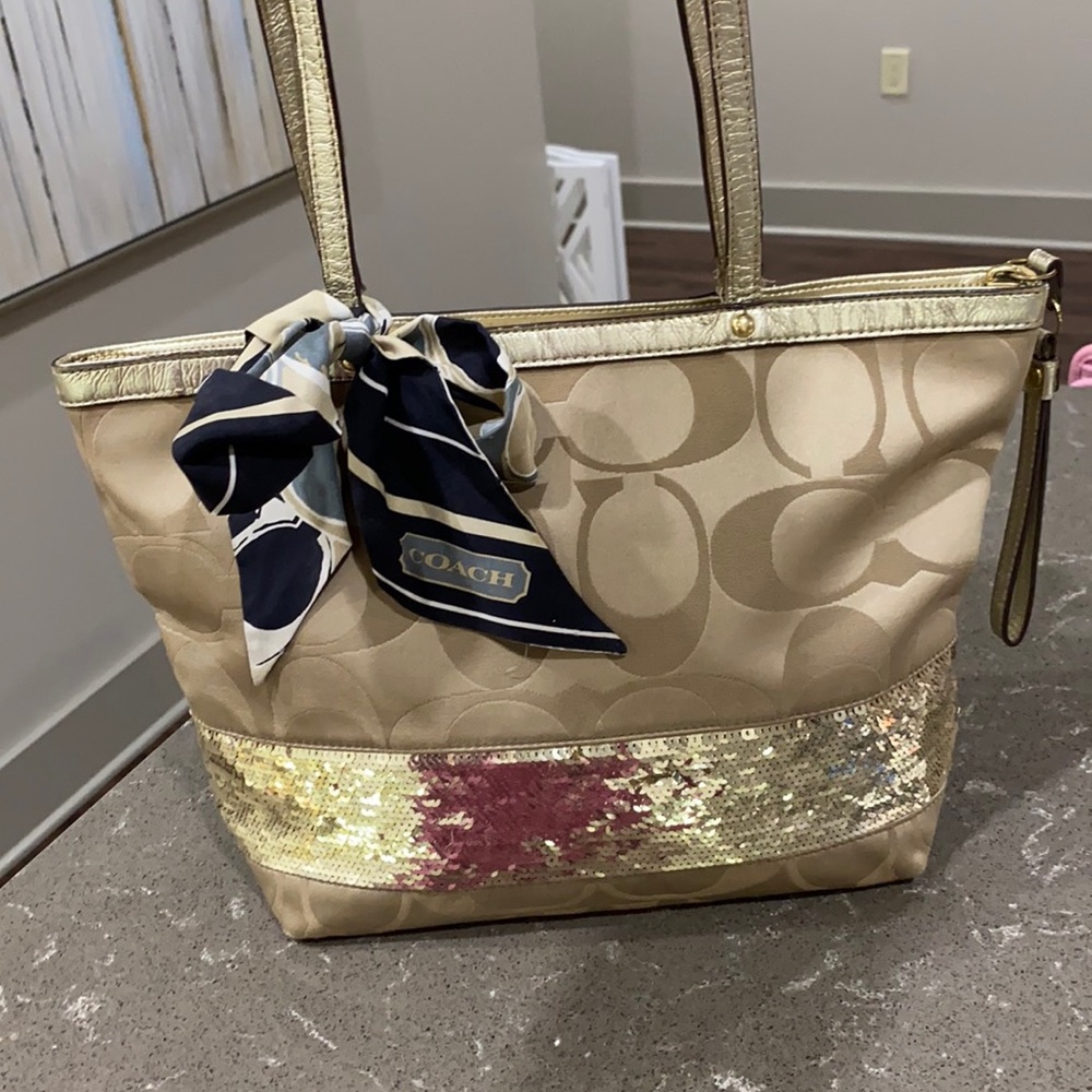 Coach purse